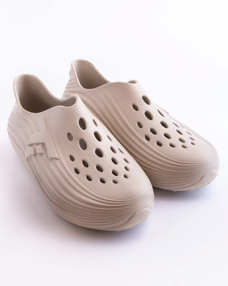 Zero Gravity Ergonomic Women Foam Clogs