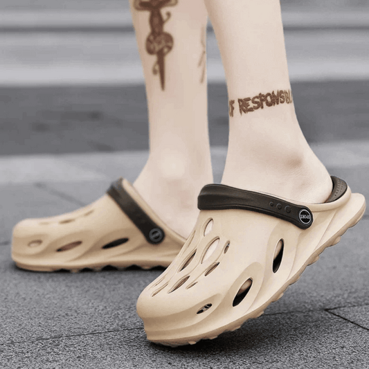 Comfortable Clogs & Crocs for Mens New Fashion