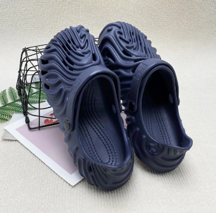 Jalebi Sequence Clogs EVA Outdoor Crocs - GREY